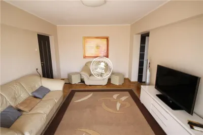 Apartament 3 camere  de inchiriat  Centru, - foto 3