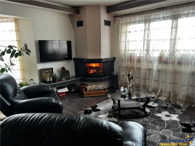 Casa ce imbina eleganta cu functionalitatea, confort pe infrastructura locala - foto 19