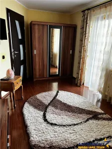 Casa ce imbina eleganta cu functionalitatea, confort pe infrastructura locala - foto 6