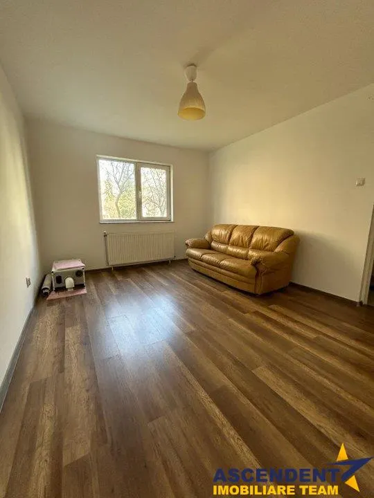 Apartament cu deschidere la gradina, Florilor, Brasov - foto 1