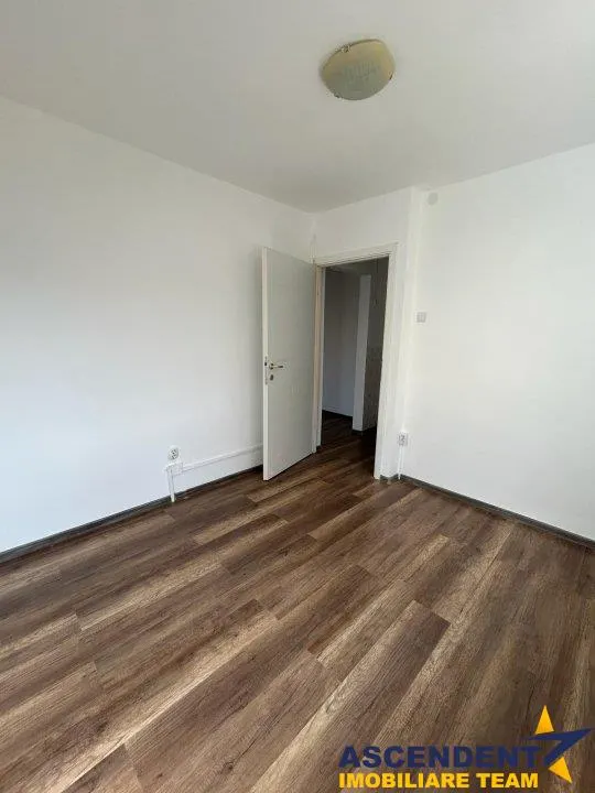 Apartament cu deschidere la gradina, Florilor, Brasov - foto 4