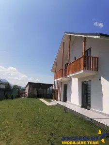 Rezidential & Preluare Afacere, Rasnov, Brasov - Rasnov