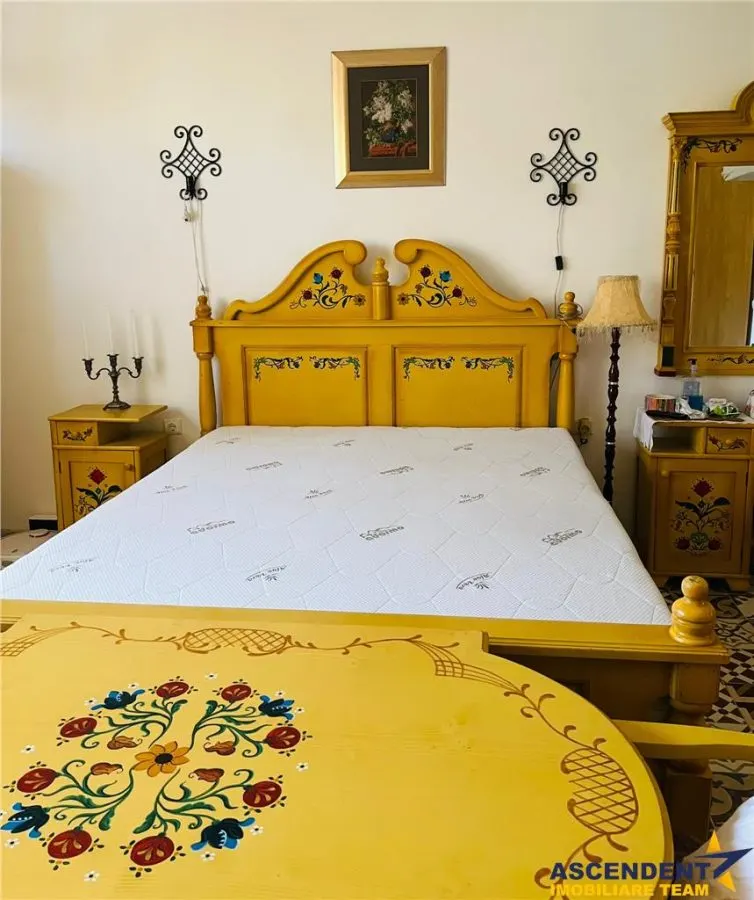 Corp de casa interbelica, deosebit mobilat si utilat , + pod, Centrul Istoric, Brasov - foto 5