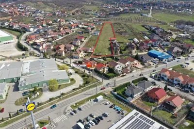 Teren intravilan pentru dezvoltare rezidentiala | 5.680 mp | front dublu | zona de case - foto 3