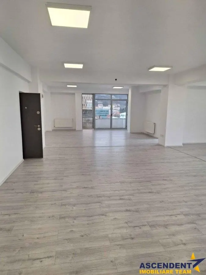 Centru Civic, Brasov - foto 12