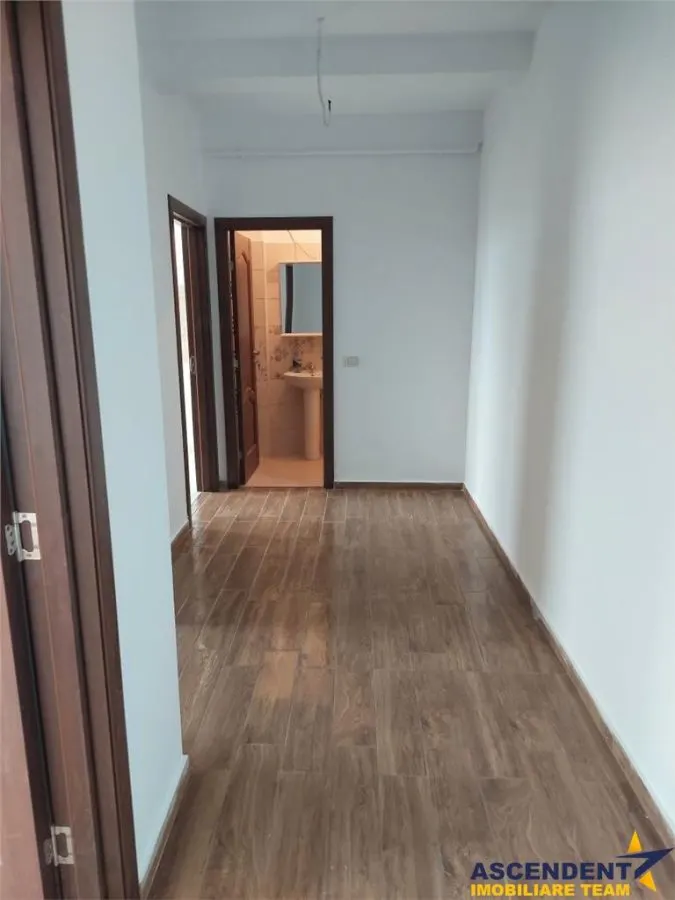 Regim vila, Sanpetru, Brasov - foto 2