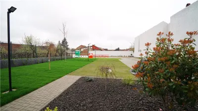 Spatiu comercial de inchiriat â€“ 150 mp â€“ zona Barnutiu / Decebal, Oradea - foto 4