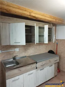 Casa cu doua apartamente in pitorescul areal al Cetatii Medievale - Scheii Brasovului - foto 20