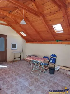 Casa cu doua apartamente in pitorescul areal al Cetatii Medievale - Scheii Brasovului - foto 23