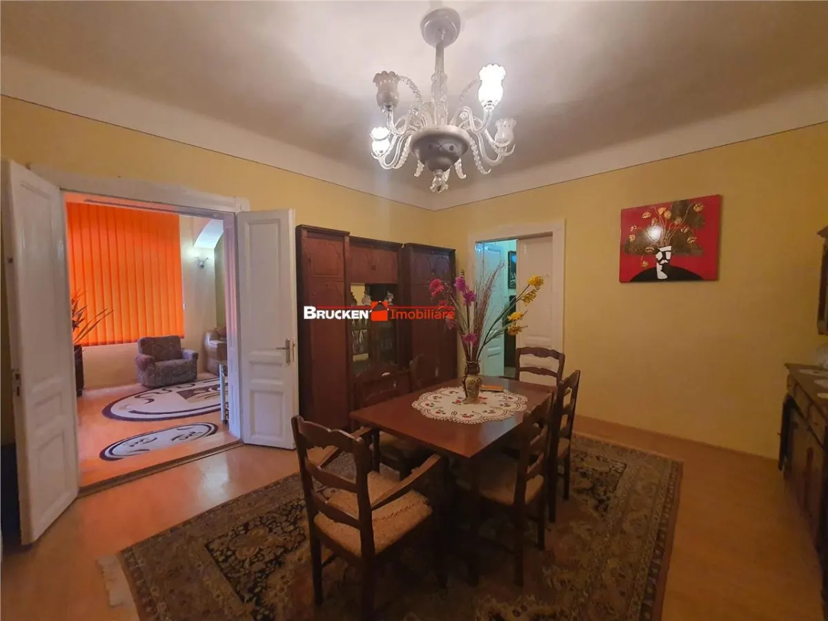 Casa de vanzare - foto 4