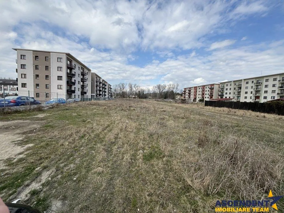 Teren intravilan, CU, Tractorul, Brasov - foto 1