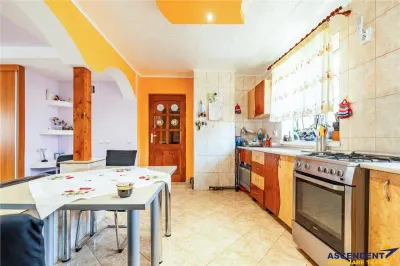 Tur Live! Oaza de liniste si confort, invecinata cu Magura Codlei,casa individuala - foto 3