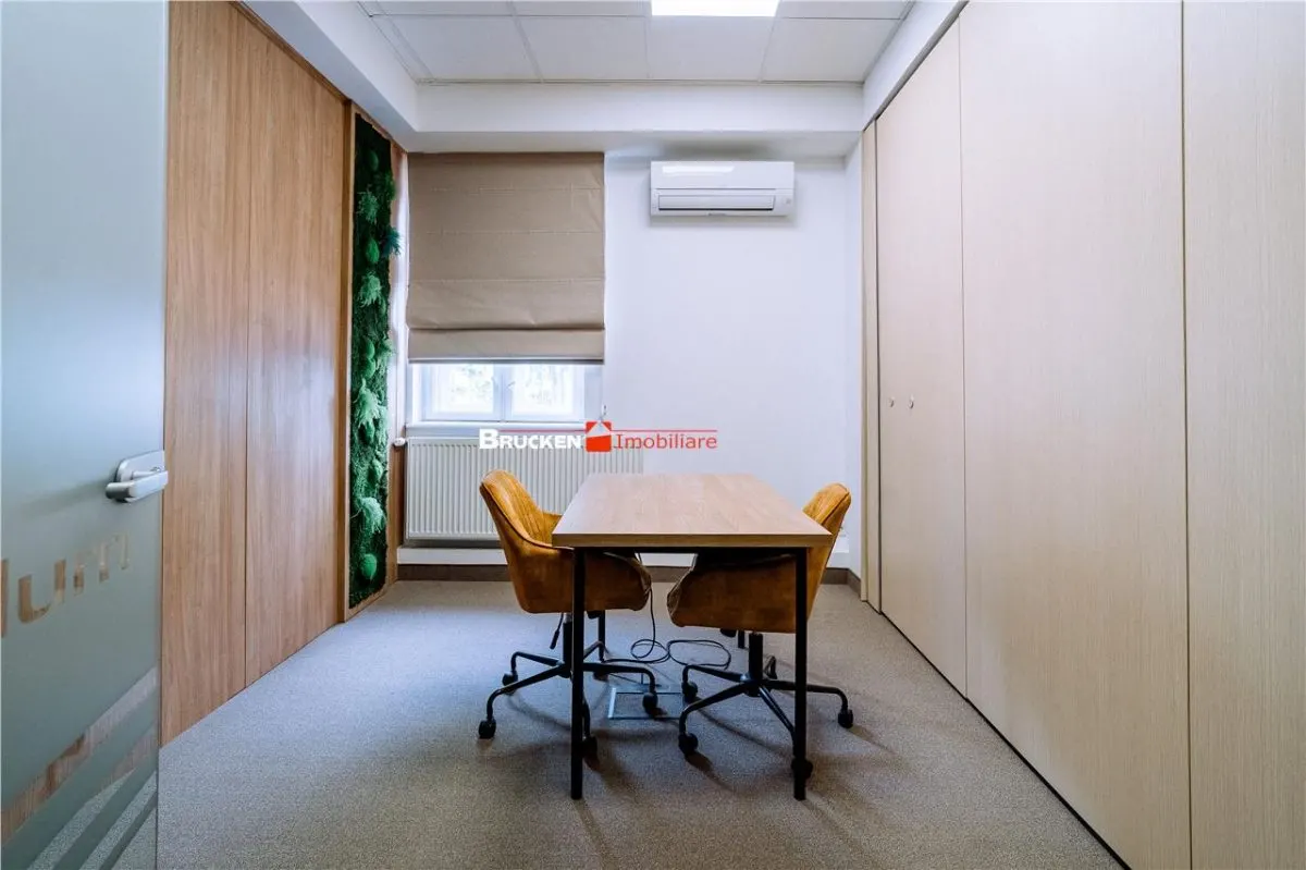 Ultracentral Oradea - Cladire de birouri P+E+M cu dotari moderne si parcare proprie - foto 4