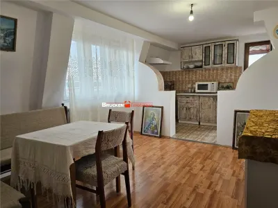 Casa spatioasa P+M cu spatiu comercial â€“ Rogerius, zona Stadionului - foto 2