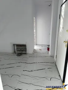 Regim vila, nou, decomandat, incalzire pardoseala, finisaje LUX, Tractorul ,Brasov - foto 6
