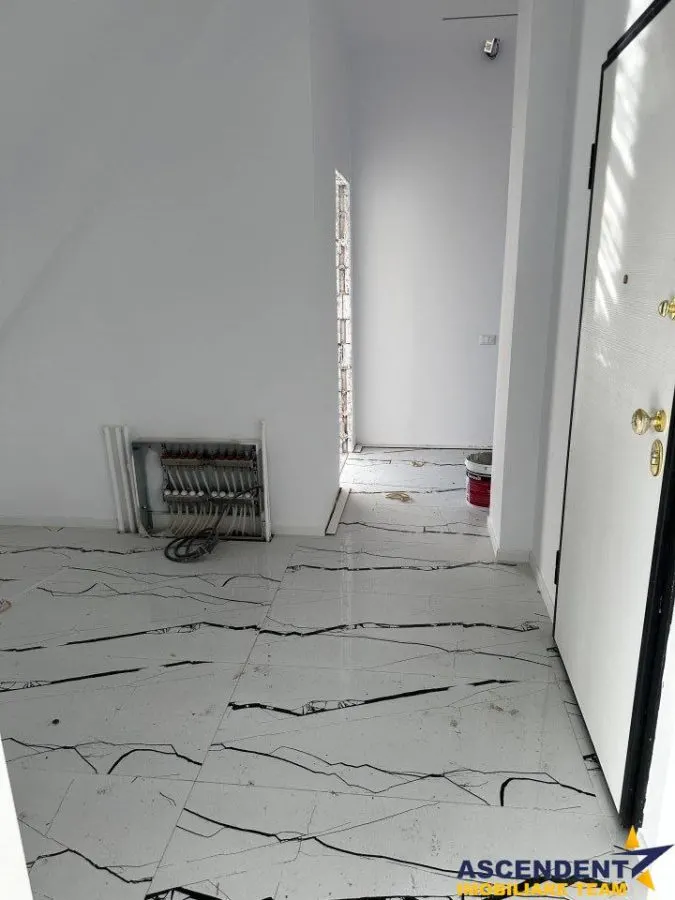Regim vila, nou, decomandat, incalzire pardoseala, finisaje LUX, Tractorul ,Brasov - foto 6