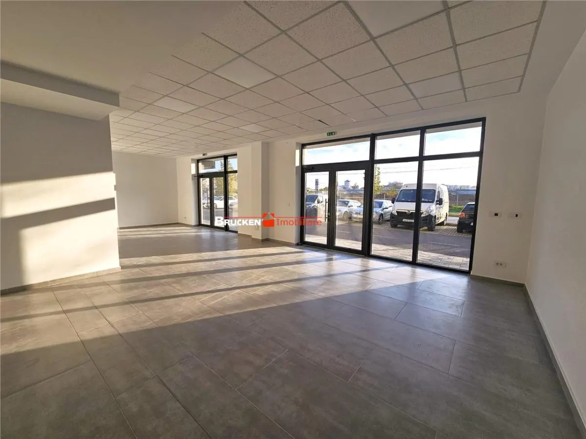 SPATIU COMERCIAL CENTRAL | 261 MP - foto 11