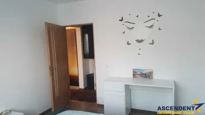 Decomandat, mobilat si utilat, loc de parcare, boxa, vedere frumoasa, Central, Brasov, - foto 7