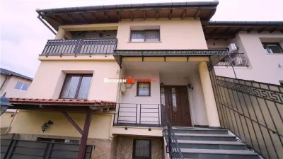 Casa P+M cu demisol | Zona Iosia, Oradea â€” 153,3 mp utili - Oradea