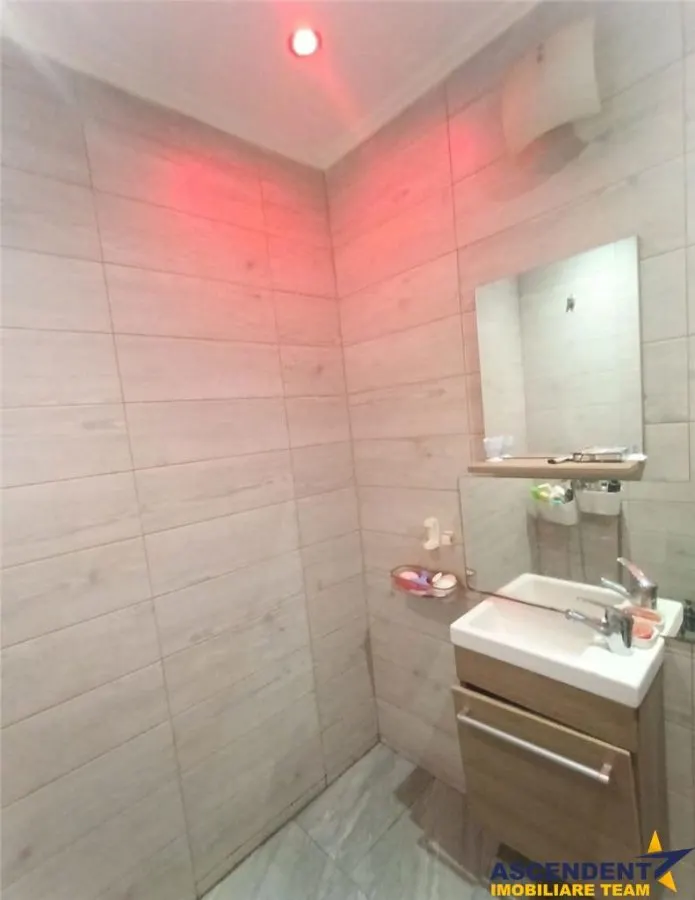 Decomandat, doua balcoane, - foto 4