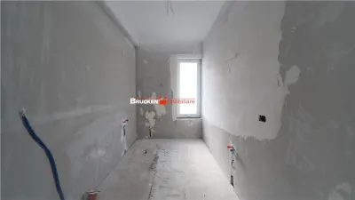 RESEDINTA CU TENDINTE CONTEMPORANE INTR-UN ANSAMBLU NOU DE VILE - foto 11