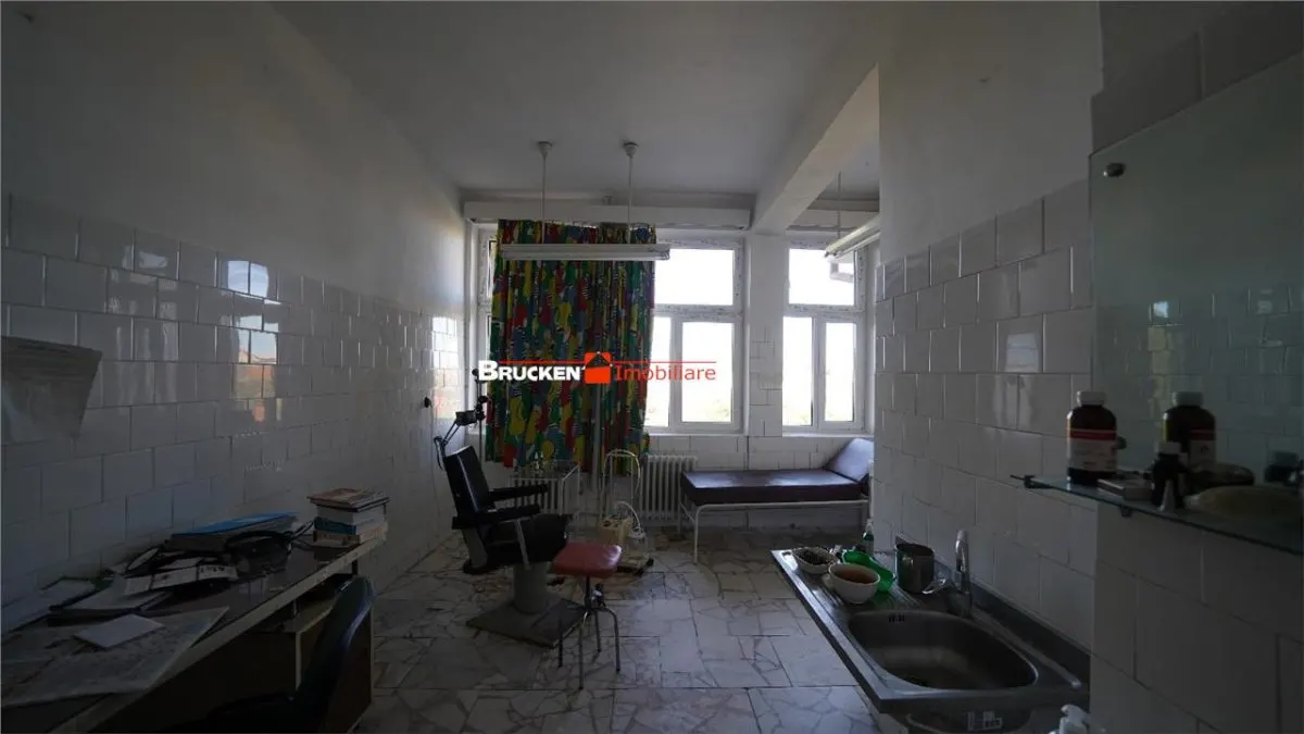 SPATIU MEDICAL DE INCHIRIAT ULTRACENTRAL - foto 3