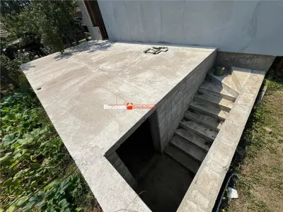 Casa de vanzare in zona centrala din Petreu - foto 15