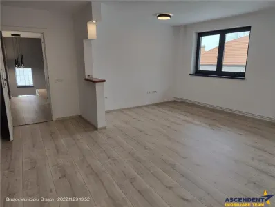 FILM! Vila pretabila si pentru activitate comerciala,  Central, Brasov - Brasov