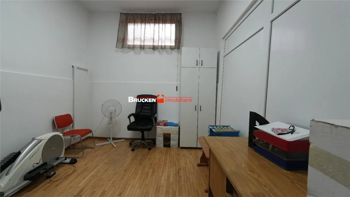 De inchiriat spatiu comercial in Marghita - foto 14
