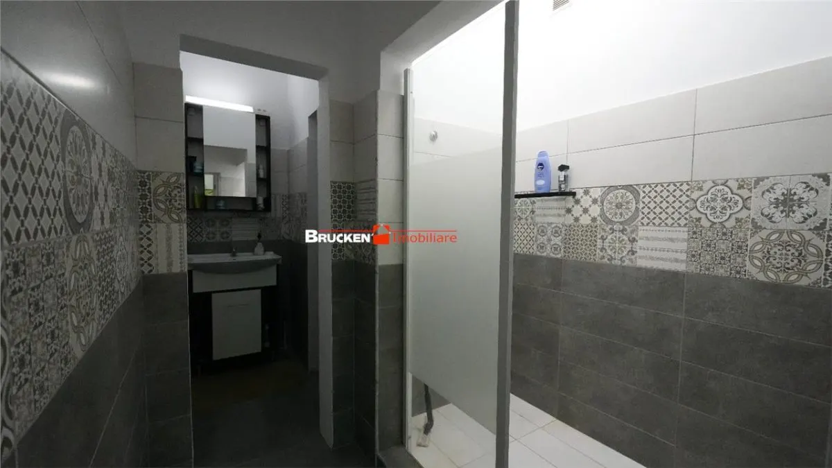 De inchiriat spatiu comercial in Marghita - foto 21