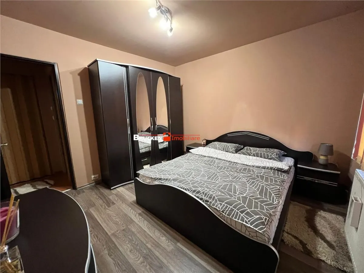 Apartament cu 3 camere de inchiriat - foto 3