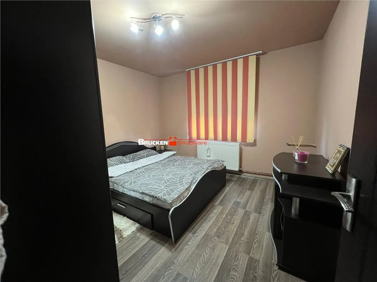 Apartament cu 3 camere de inchiriat - foto 4