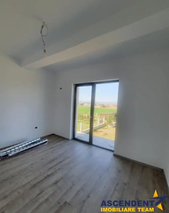 Casa de vanzare Cristian, Brasov - foto 2