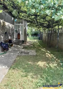 Casa, Tractorul, cu peste 400 mp teren - Brasov