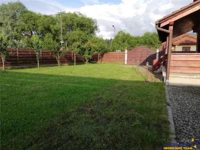 Exploreaza LIVE! Rezidential, compozitie apreciabila, in alintul verdelui - foto 17