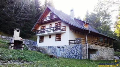 La poalele muntilor Piatra Craiului,pe domeniu de 4.000 mp teren, Brasov - foto 6