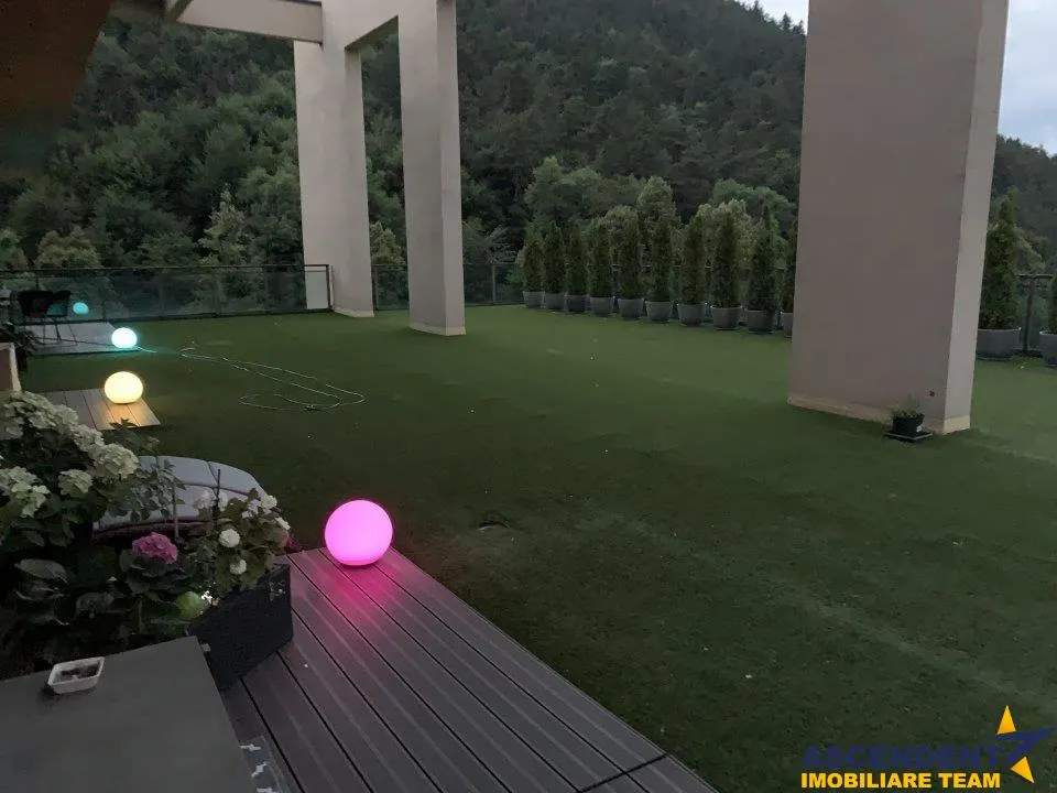 LUX pe clasa Penthouse, terase cinematografice, ariere pretioasa - foto 1