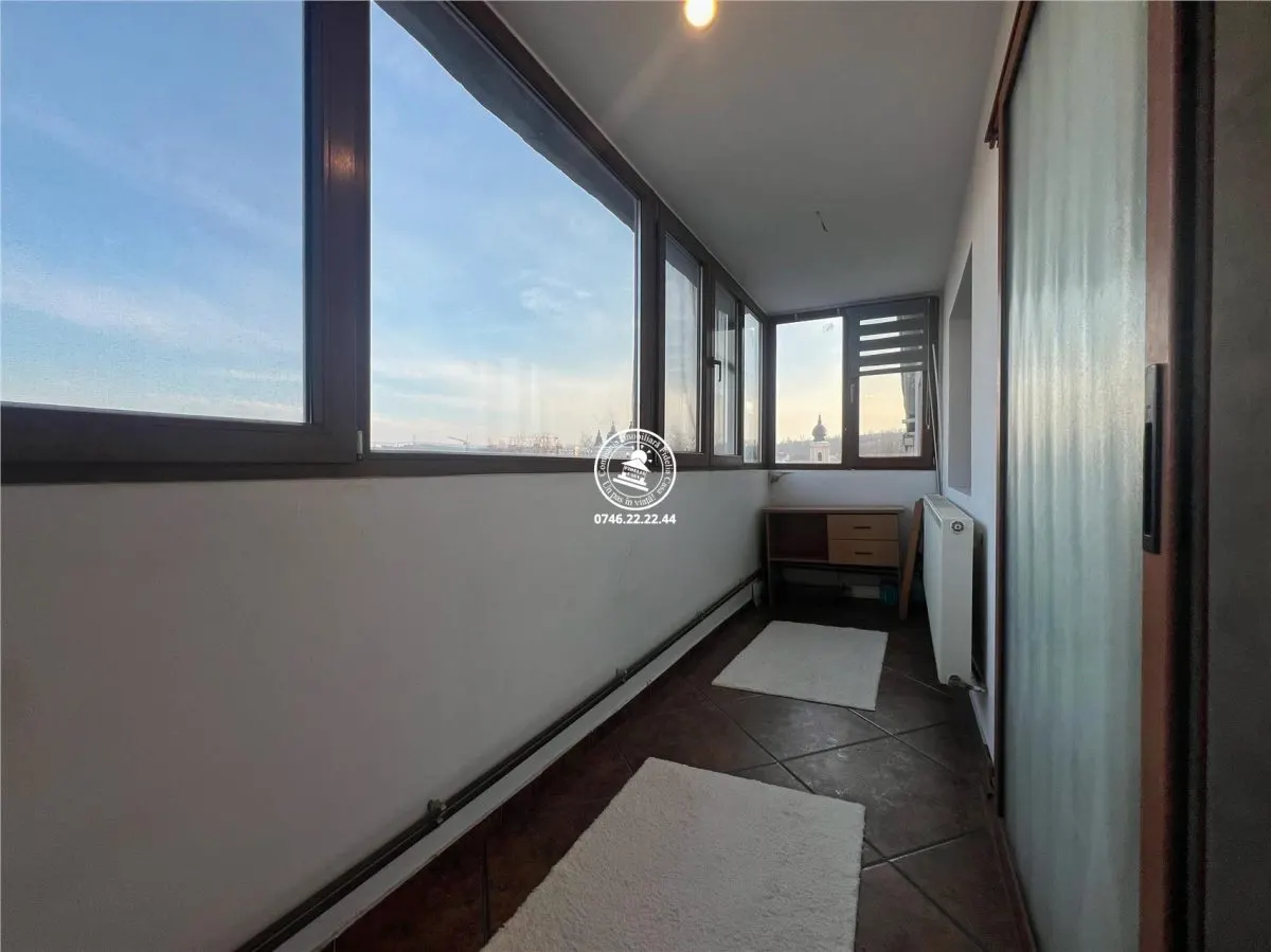 Apartament de vanzare cu 3 camere in Nicolina - foto 12