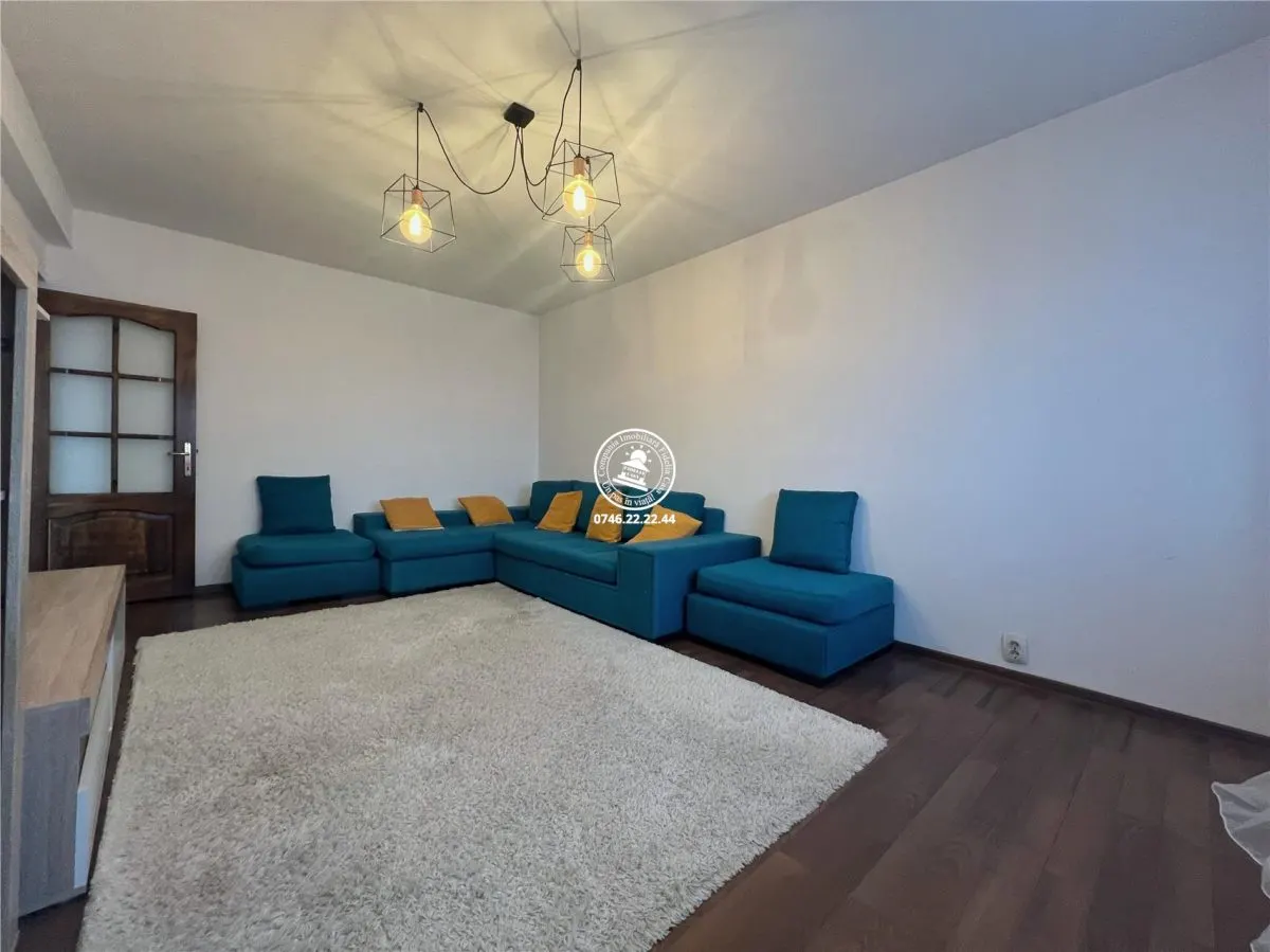 Apartament de vanzare cu 3 camere in Nicolina - foto 5