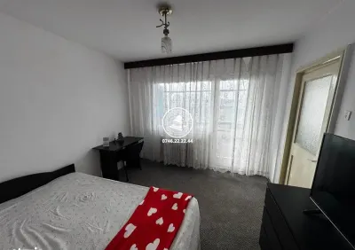 Apartament 3 camere de vanzare, Podu Ros - foto 4
