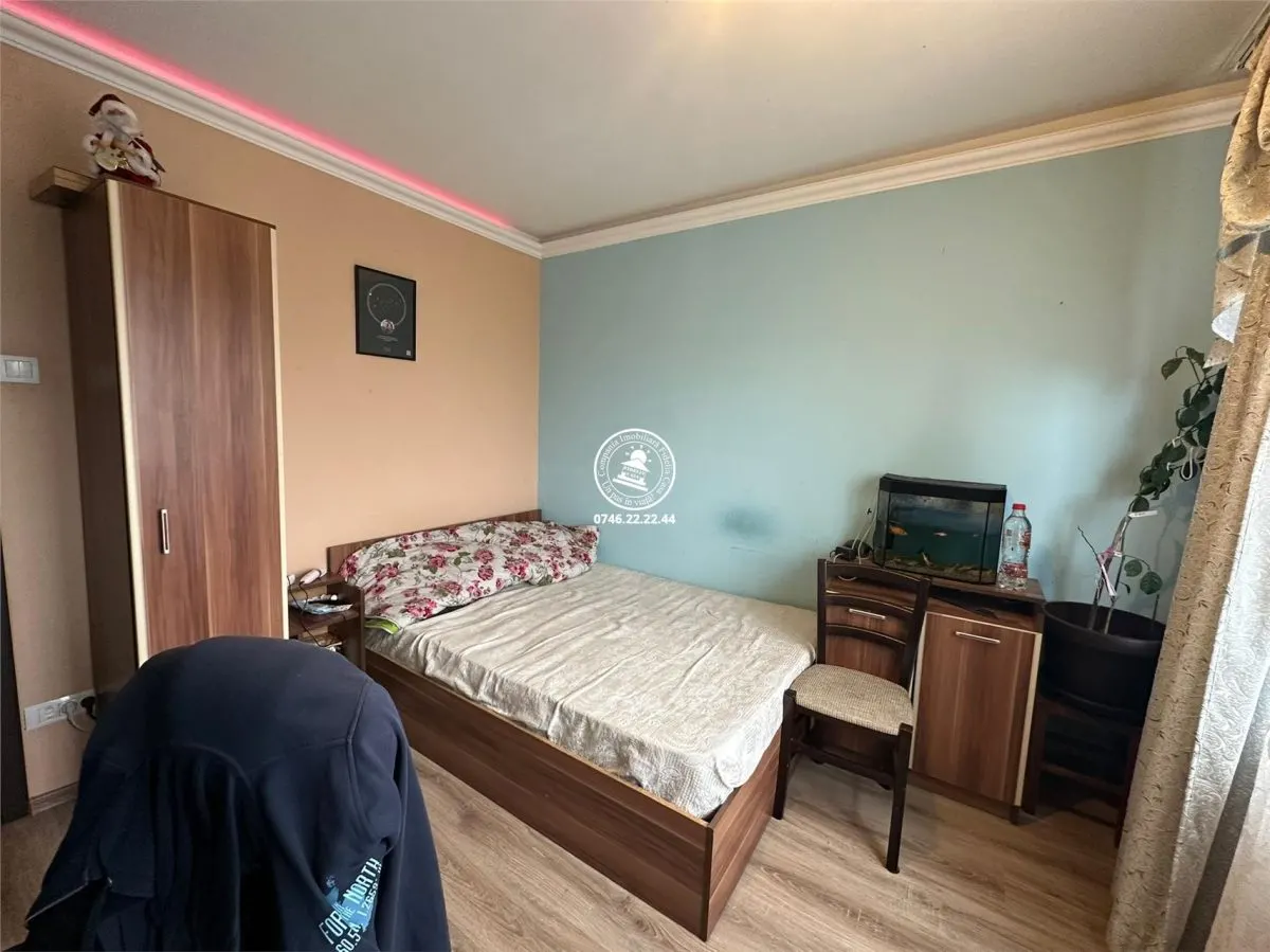 Apartament 3 camere, decomandat, de vanzare - Gara - foto 3