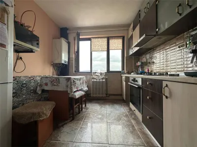 Apartament 3 camere, decomandat, de vanzare - Gara - foto 6