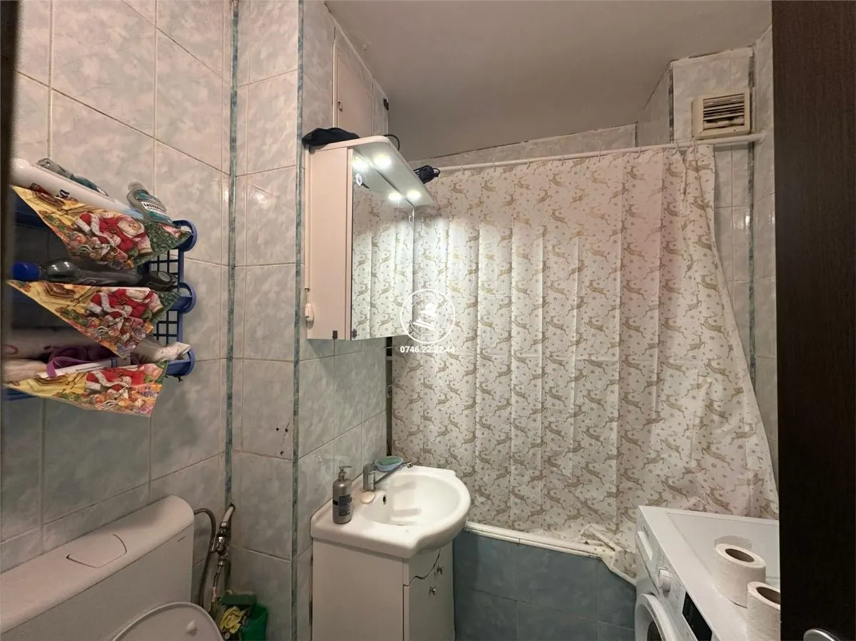 Apartament 3 camere, decomandat, de vanzare - Gara - foto 8