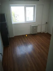 Apartament 2 camere zona  9 Mai - foto 2