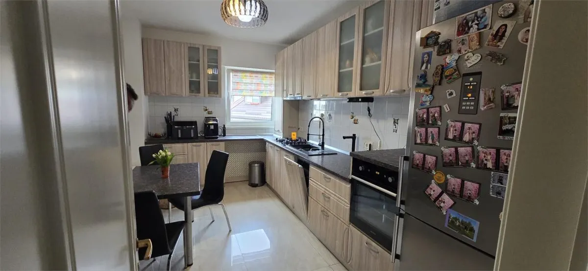 Apartament 4 camere zona 9 MAI - foto 2