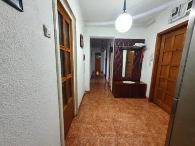 Apartament 4 camere zona Sud - foto 7