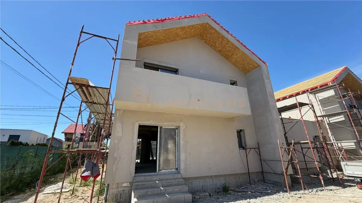 Case de vanzare, zona Branduselor - foto 17