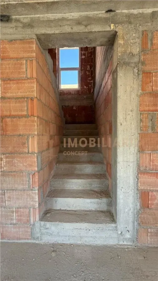 Case de vanzare, zona Branduselor - foto 5