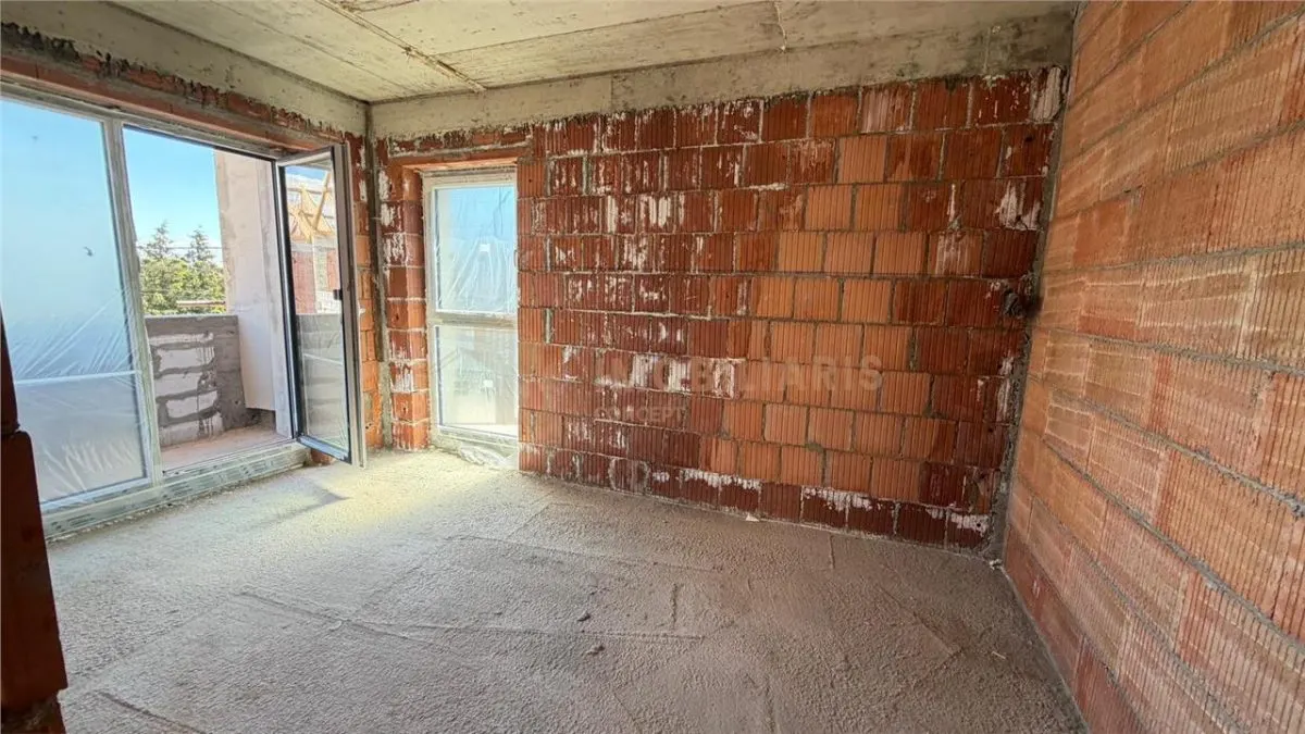 Case de vanzare, zona Branduselor - foto 9