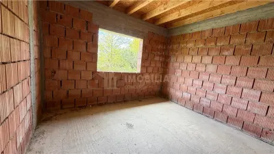 Casa individuala la rosu, Mocira - foto 7